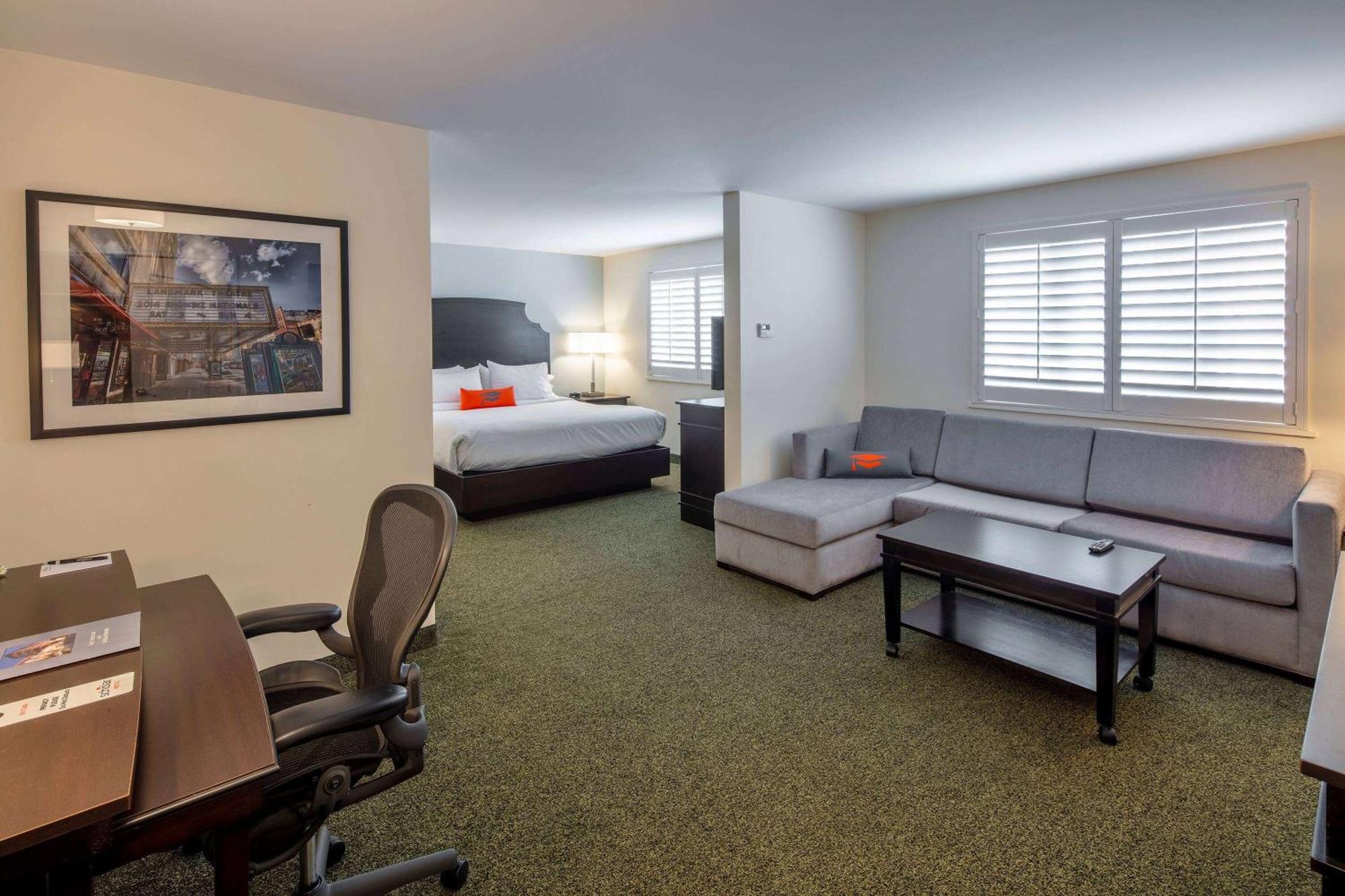 Collegian Hotel & Suites, Trademark Collection By Wyndham Syracuse Exterior foto